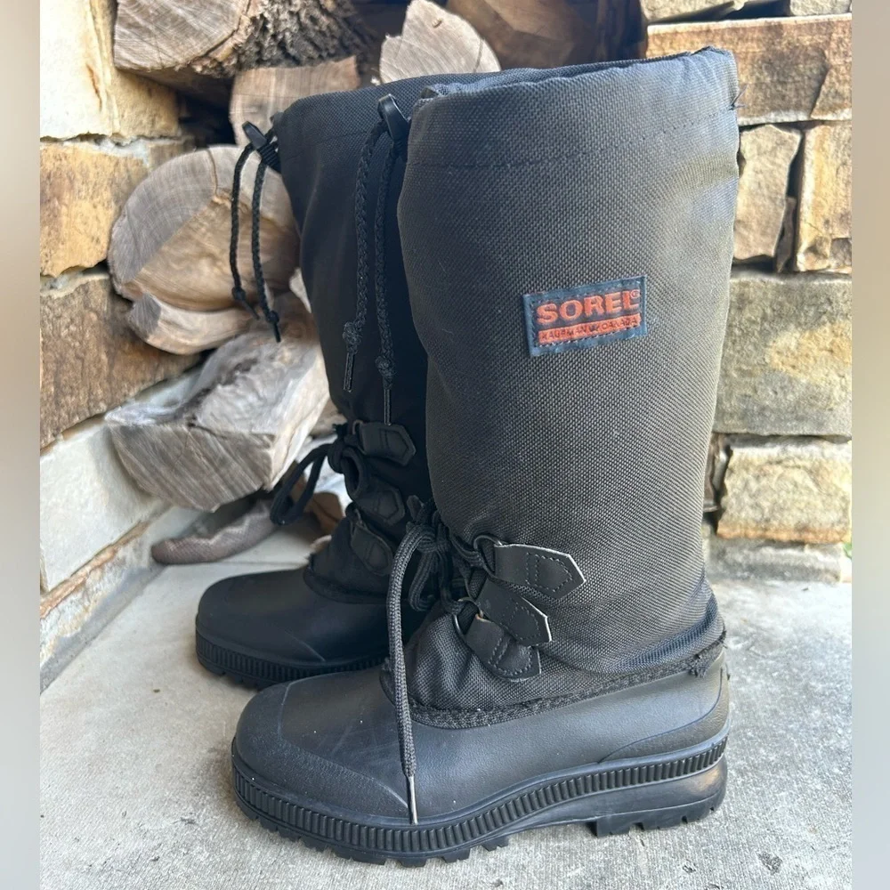 Sorel Kaufman canada black boots Vintage snowcap felt lined & waterproof Sz-6. B